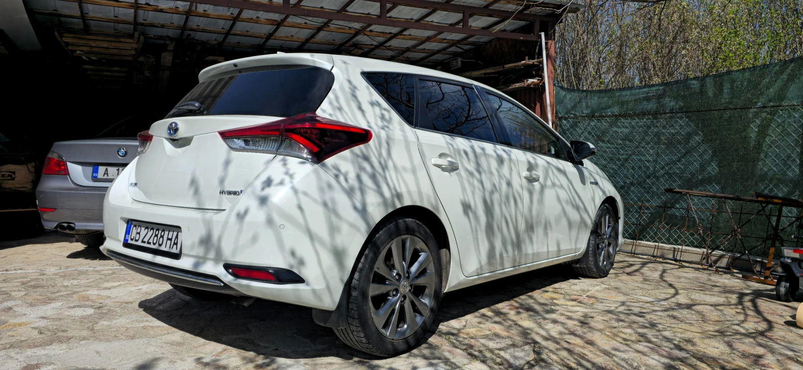 Toyota Auris Гаранция до 2028г - изображение 3