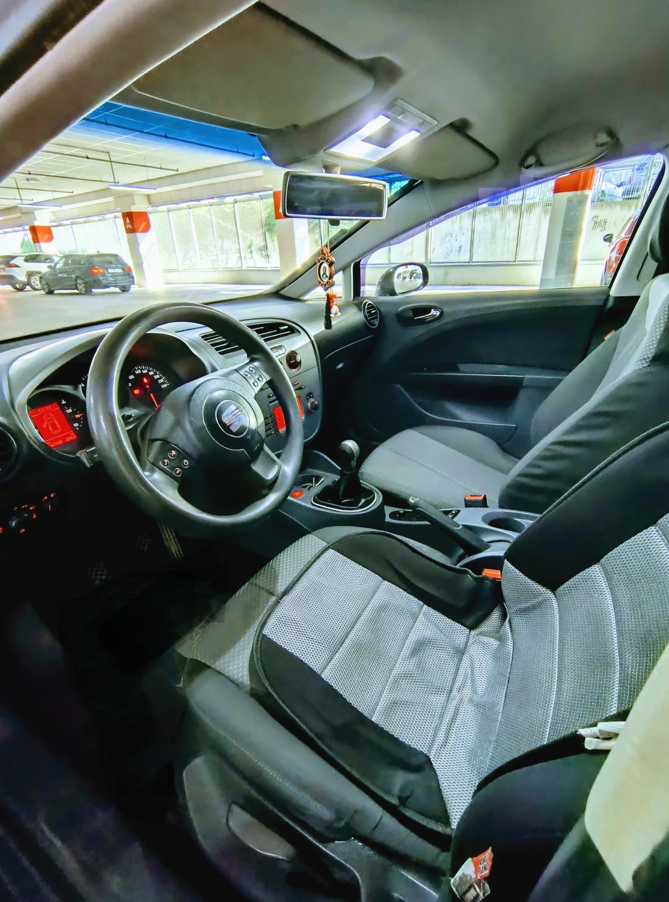 Seat Leon 1.6 LPG - изображение 6