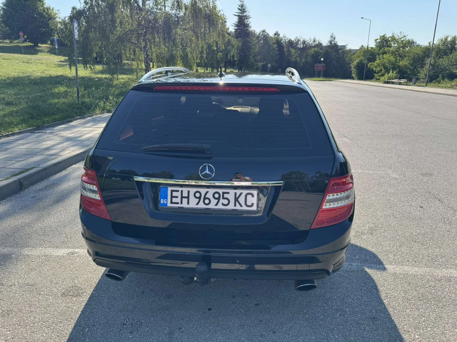 Mercedes-Benz C 320 4-MATIC AMG - изображение 3