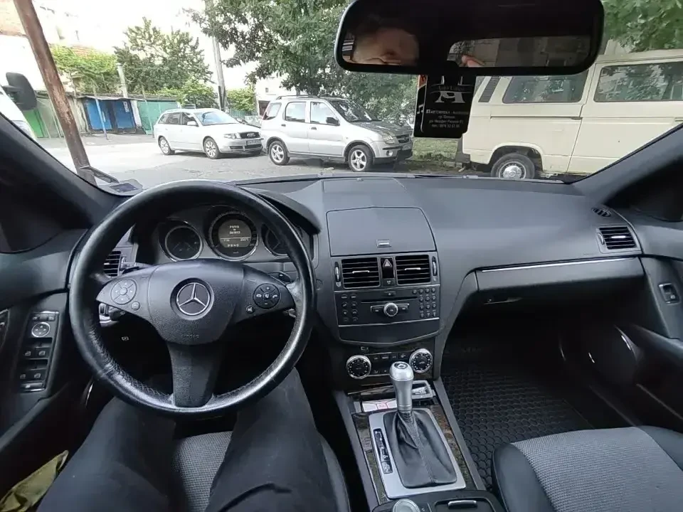 Mercedes-Benz C 320 4-MATIC AMG - изображение 8