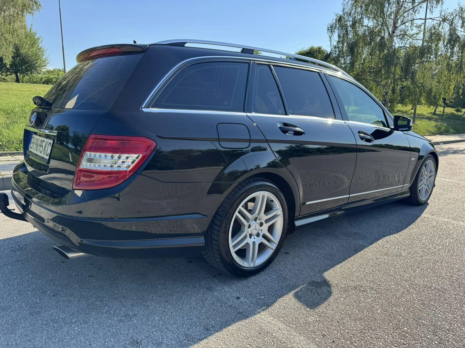 Mercedes-Benz C 320 4-MATIC AMG - изображение 5