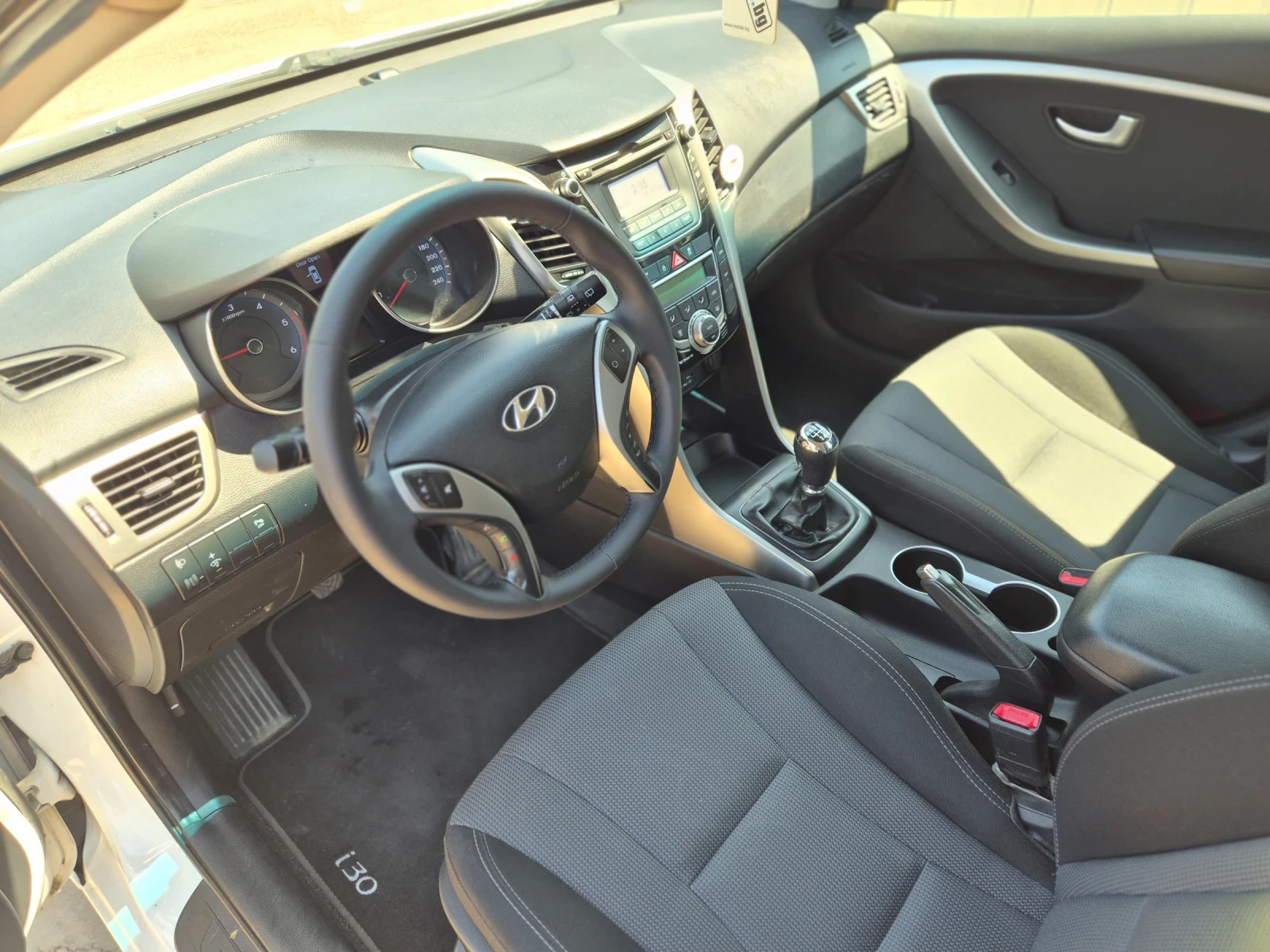 Hyundai I30 1.6d-110k.c. | Mobile.bg   11