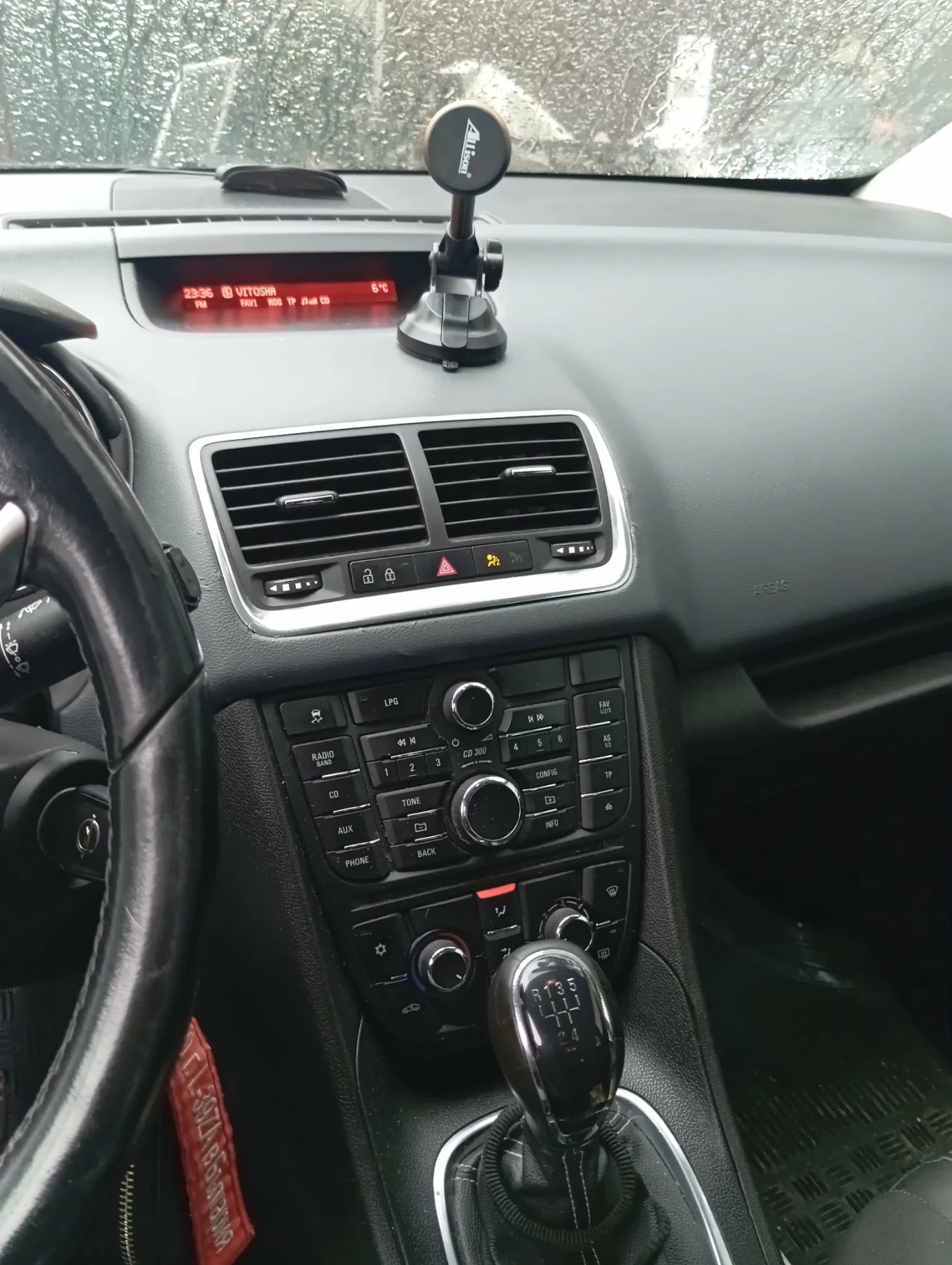 Opel Meriva 1.4 - изображение 6