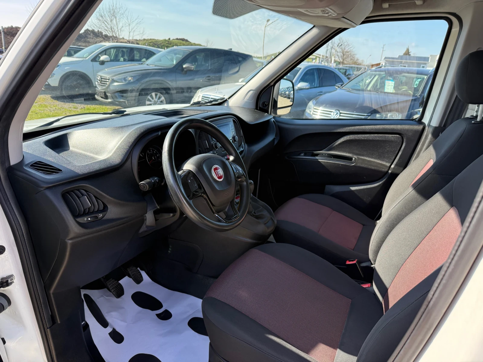 Fiat Doblo 1.6D CH Хладилен, снимка 8 - Автомобили и джипове - 53814619