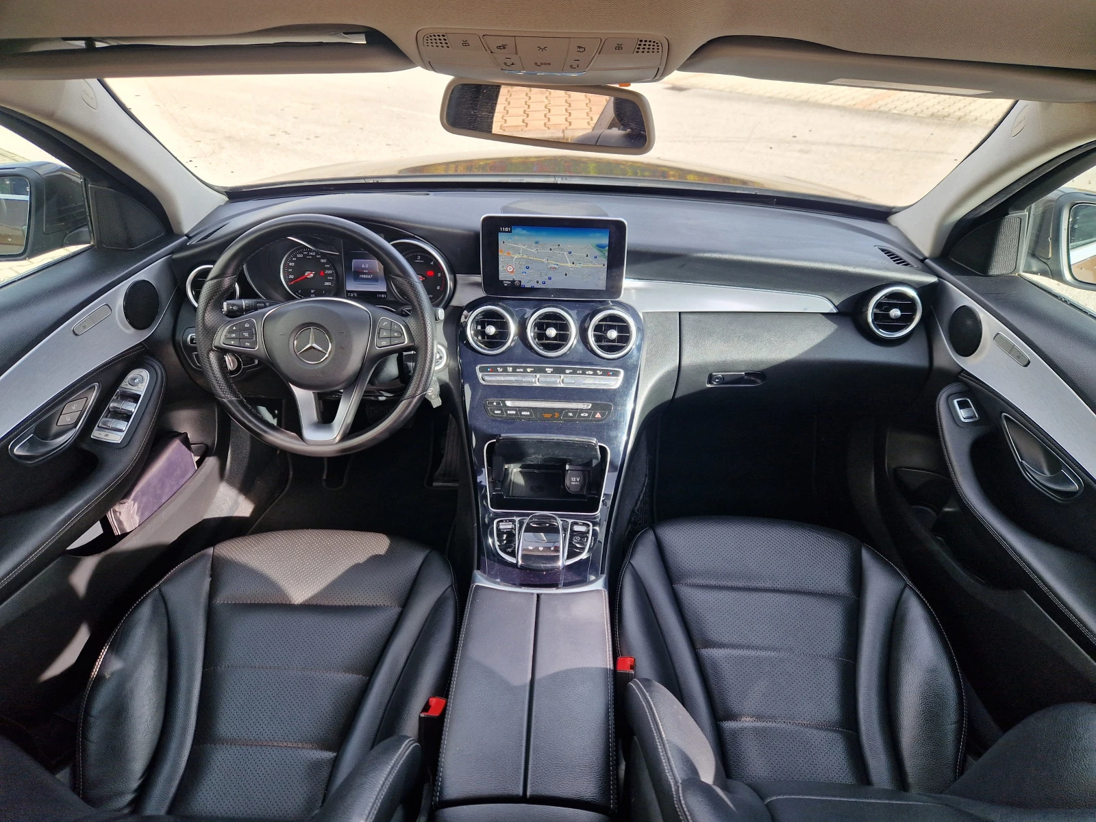 Mercedes-Benz C 250 4Matic/Avagarde/HeadUp/Швейцария, снимка 10 - Автомобили и джипове - 53851888