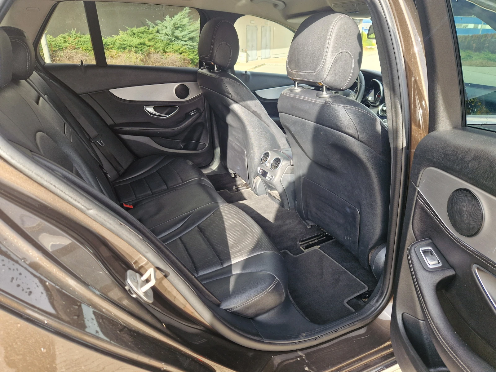 Mercedes-Benz C 250 4Matic/Avagarde/HeadUp/Швейцария, снимка 13 - Автомобили и джипове - 53851888