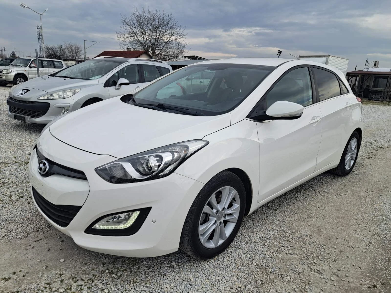 Hyundai I30 1, 6 ШВЕЙЦАРИЯ , снимка 3 - Автомобили и джипове - 54000008