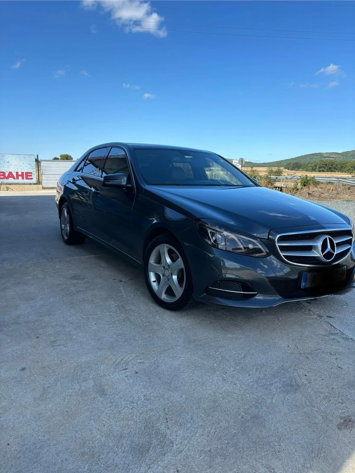Mercedes-Benz E 220 220, снимка 6 - Автомобили и джипове - 54003104