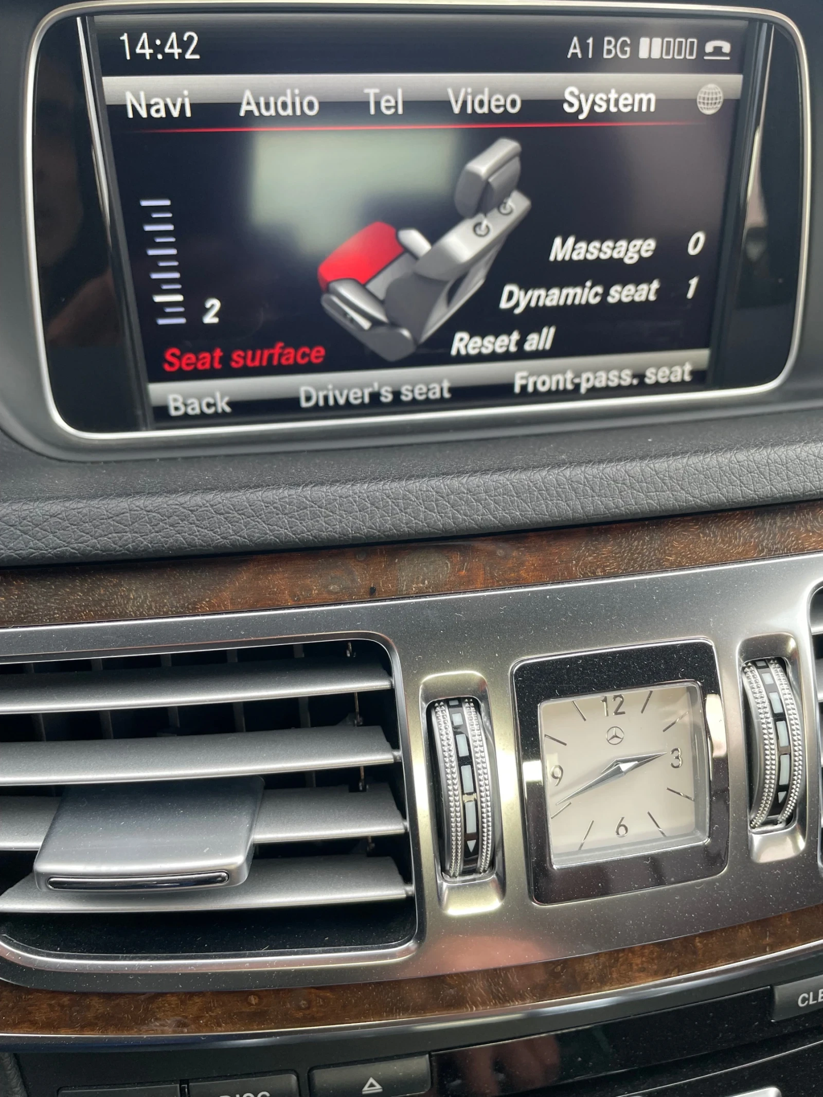 Mercedes-Benz E 220 220, снимка 7 - Автомобили и джипове - 54003104