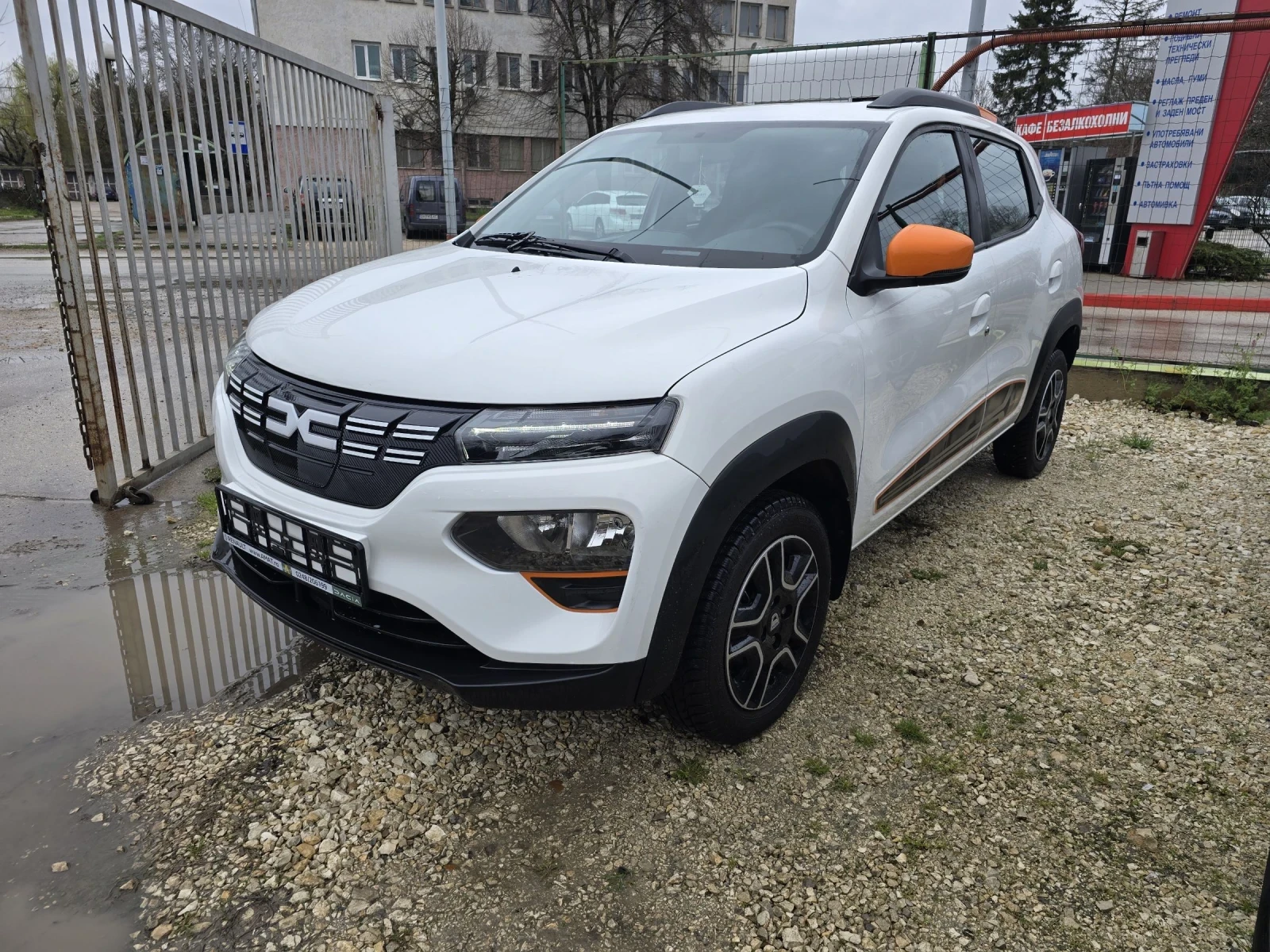 Dacia Spring Expression 45 Гаранция Лизинг | Auto.bg — изображение 1