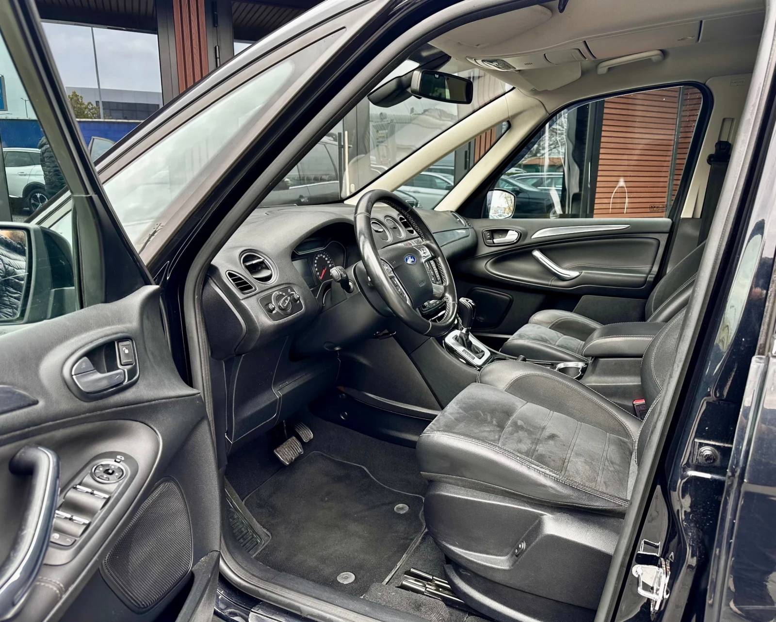 Ford Galaxy Titanium* 2.0D* Keyless* Автомат* Камера* 7Местен*, снимка 7 - Автомобили и джипове - 54068132