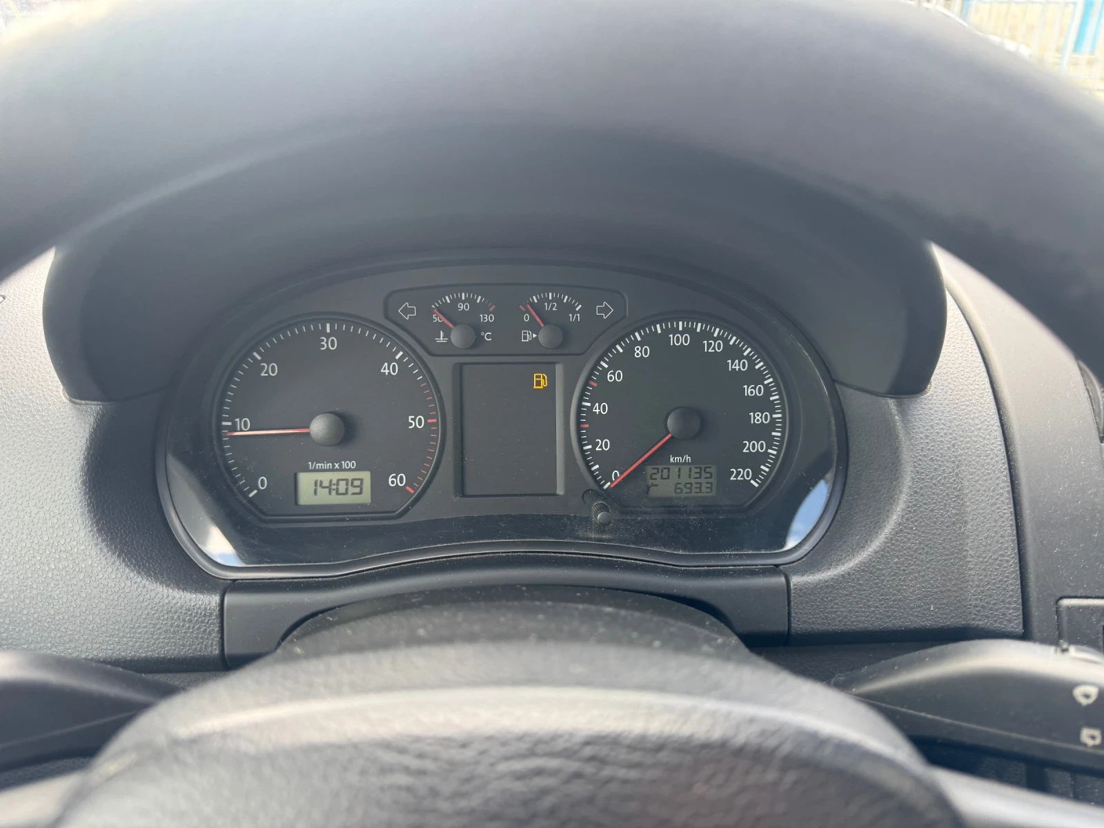 VW Polo 1.4TDI, снимка 13 - Автомобили и джипове - 54125952