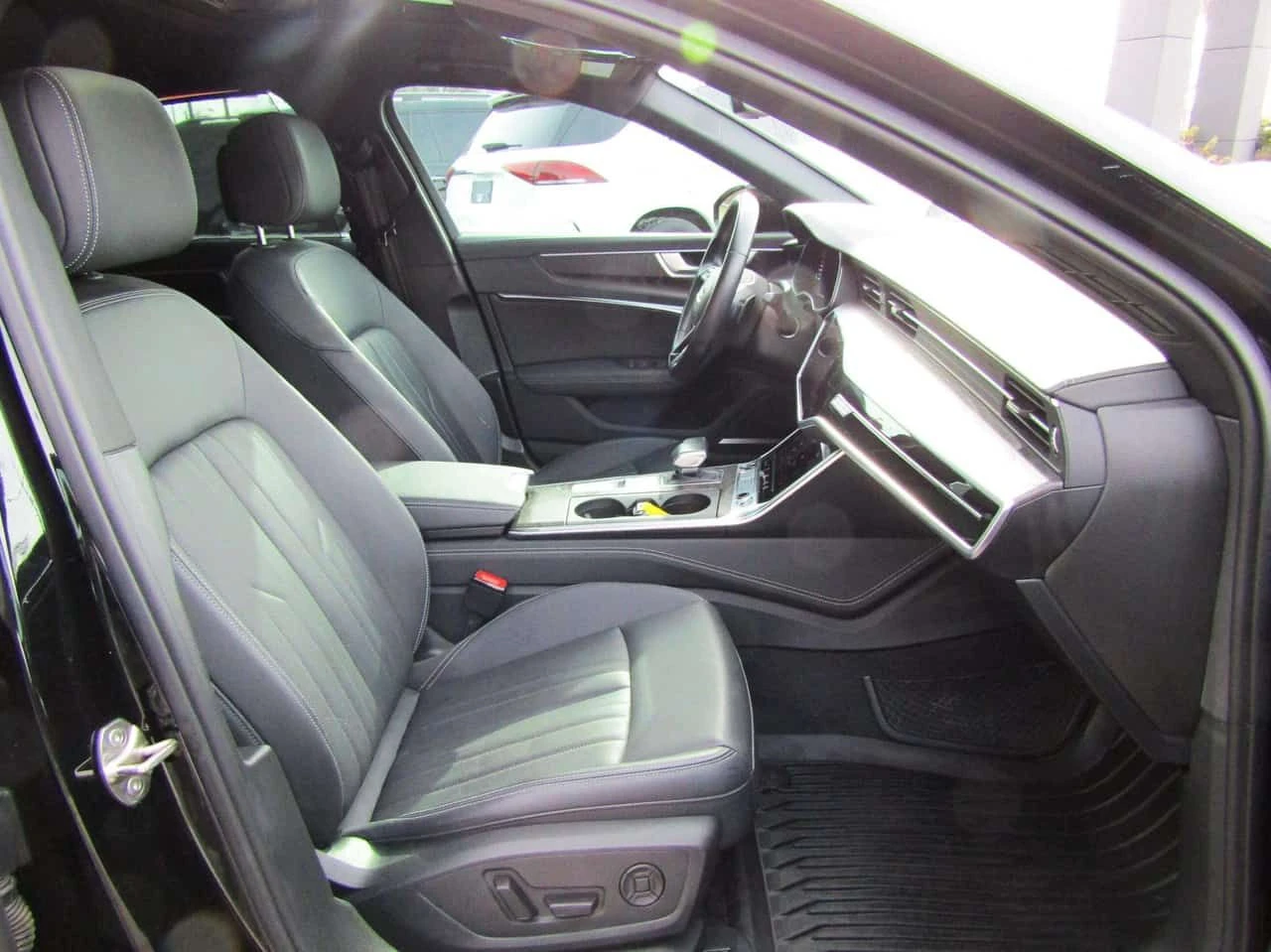 Audi A6 quattro Prestige  CARFAX, снимка 10 - Автомобили и джипове - 54591471