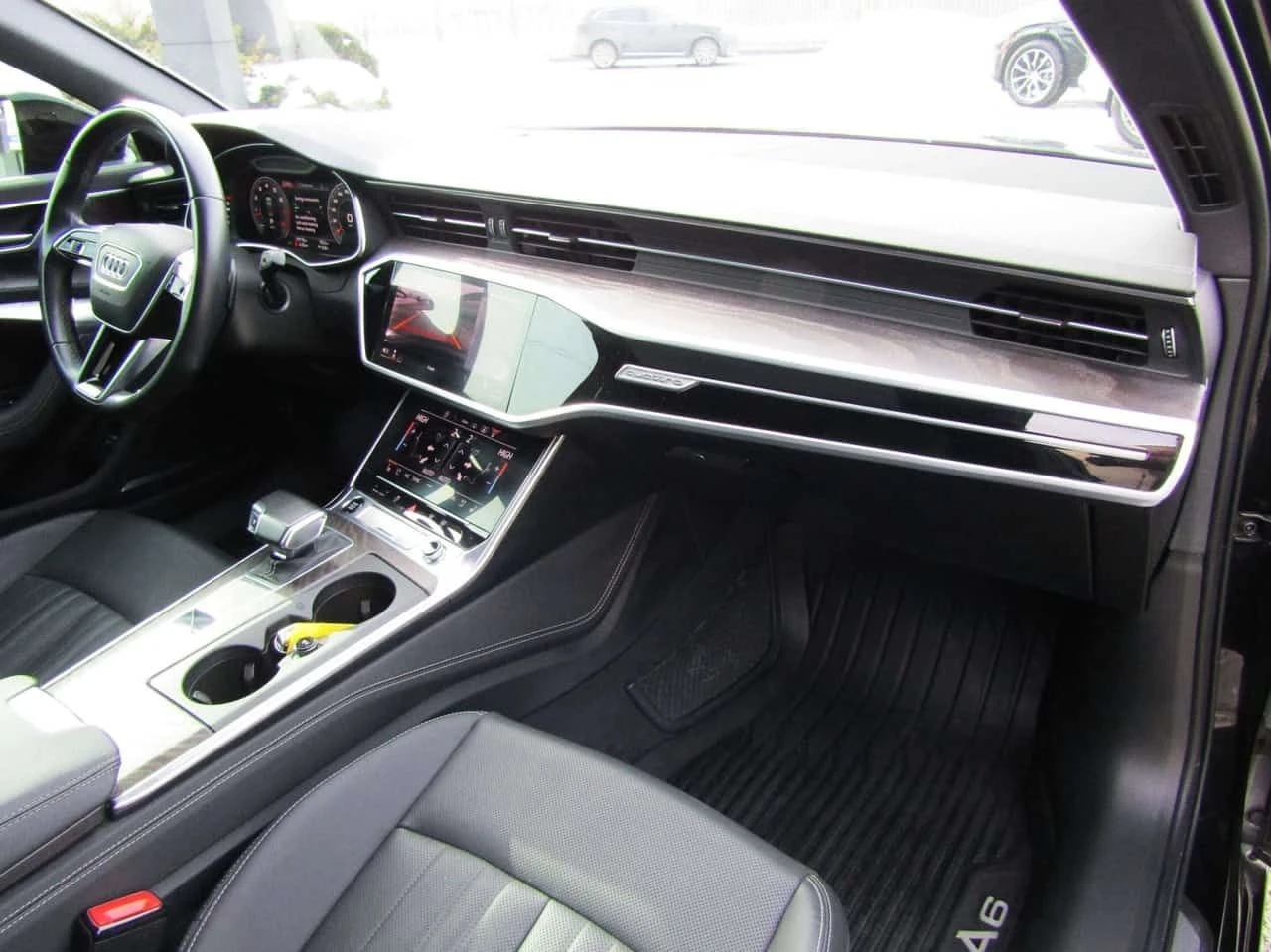 Audi A6 quattro Prestige  CARFAX, снимка 11 - Автомобили и джипове - 54591471