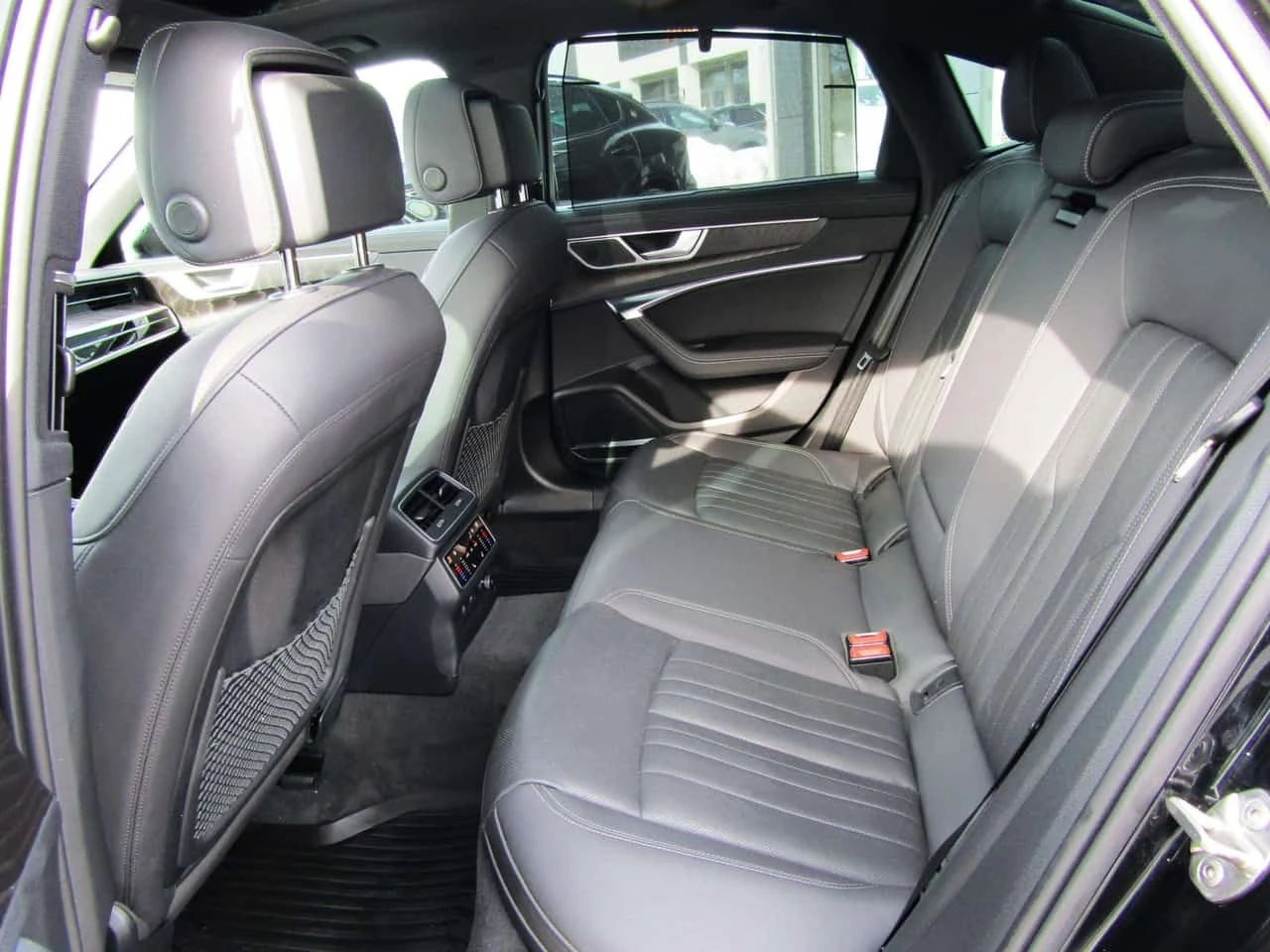 Audi A6 quattro Prestige  CARFAX, снимка 17 - Автомобили и джипове - 54591471