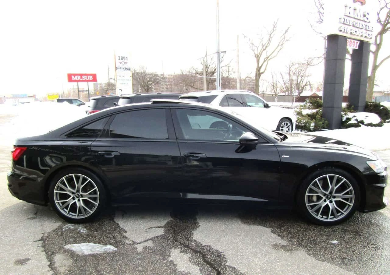 Audi A6 quattro Prestige  CARFAX, снимка 8 - Автомобили и джипове - 54591471