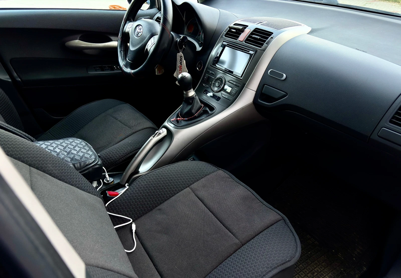 Toyota Auris | Mobile.bg � ����������� 10
