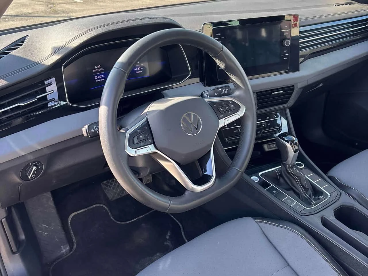VW Jetta Comfortline/CAMERA/ПОДГРЕВИ/АВТОКРЕДИТ, снимка 5 - Автомобили и джипове - 54701391