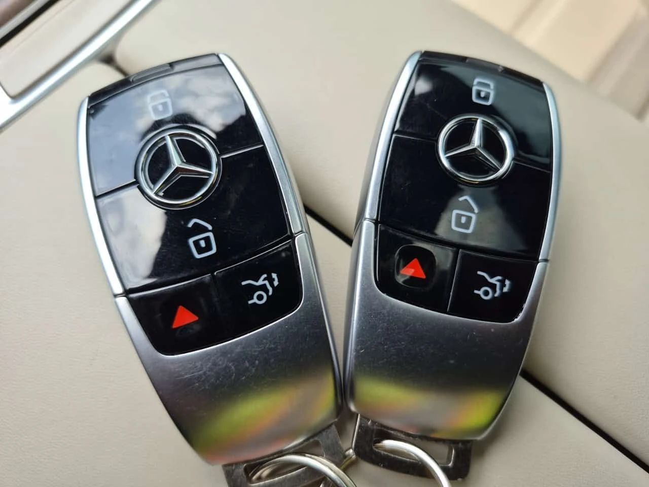 Mercedes-Benz E 53 AMG | CARFAX | БЕЗ ПЪРВОНАЧАЛНА ВНОСКА, снимка 13 - Автомобили и джипове - 54963662