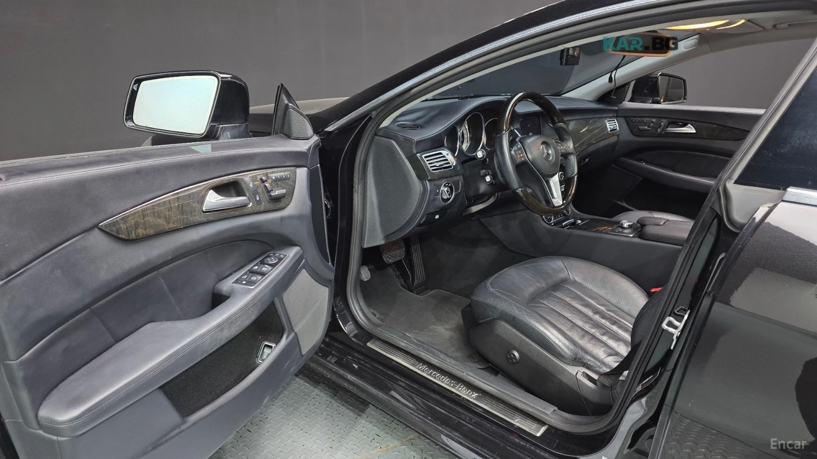 Mercedes-Benz CLS 350 BlueEfficiency* Кожа* Подгрев* Обдухване* Панорама, снимка 10 - Автомобили и джипове - 55105944