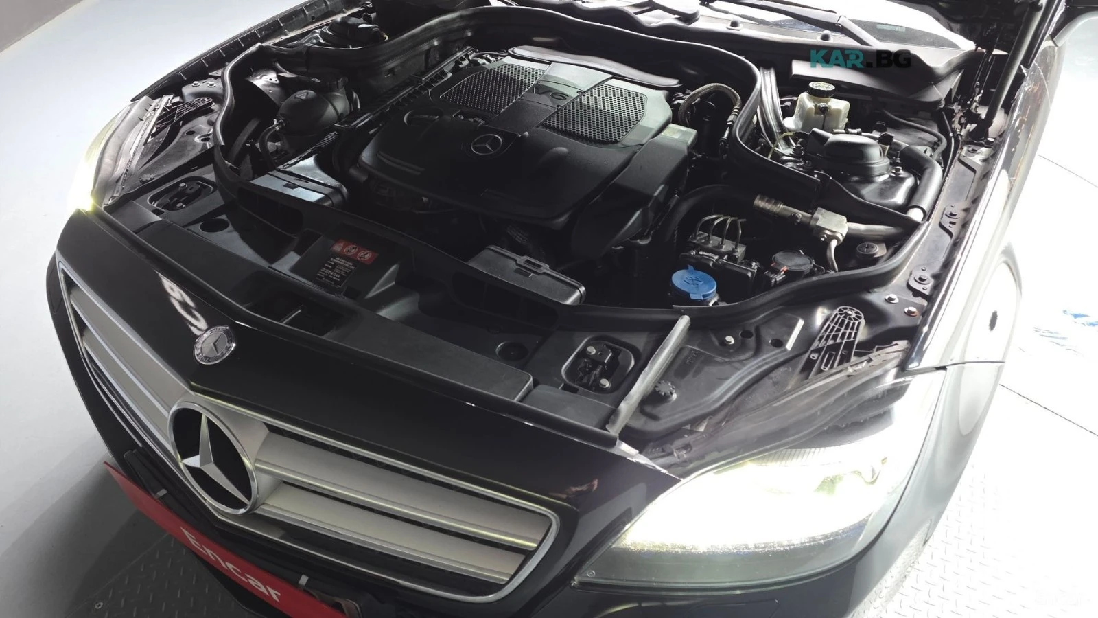 Mercedes-Benz CLS 350 BlueEfficiency* Кожа* Подгрев* Обдухване* Панорама, снимка 6 - Автомобили и джипове - 55105944