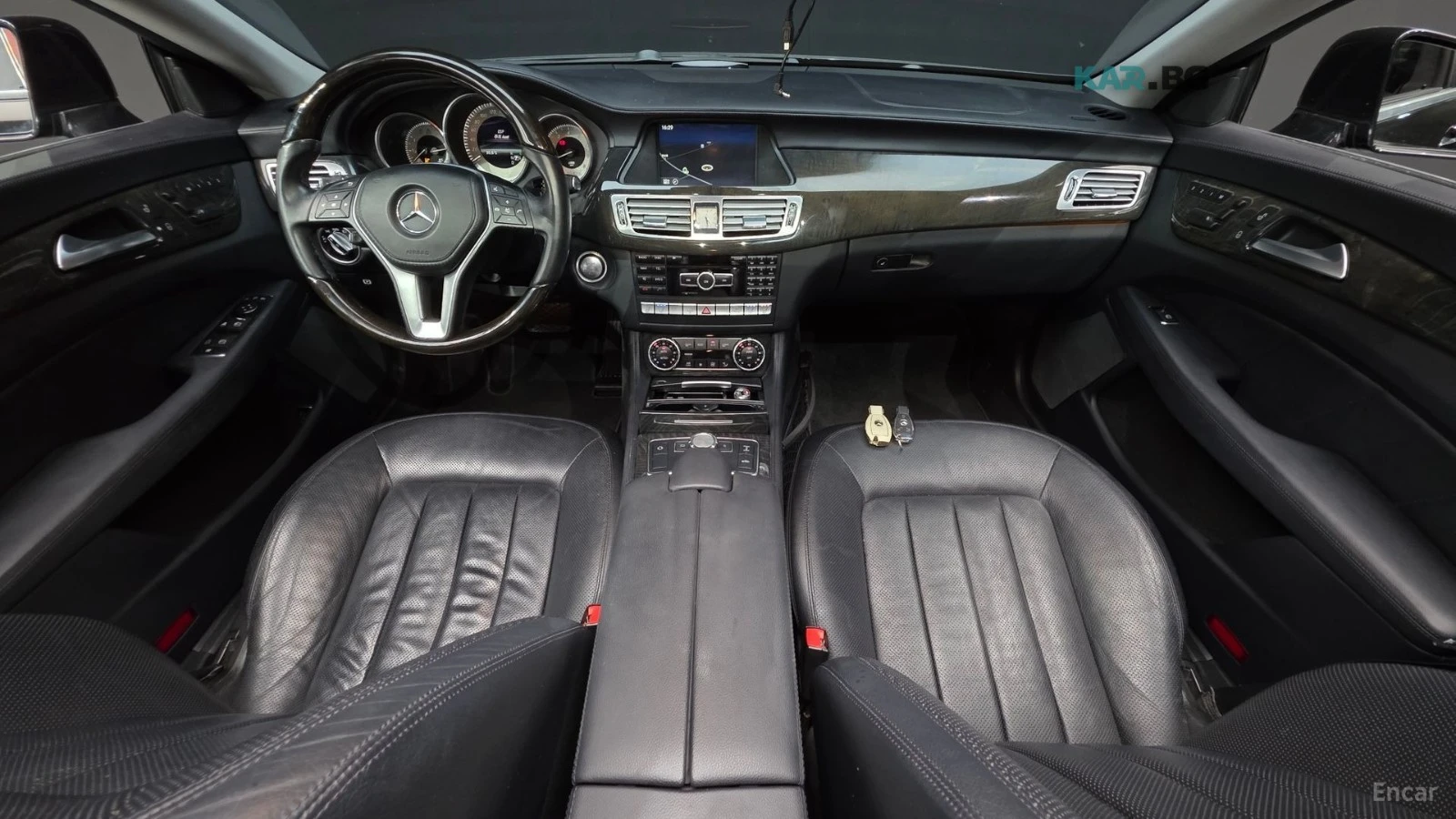 Mercedes-Benz CLS 350 BlueEfficiency* Кожа* Подгрев* Обдухване* Панорама, снимка 7 - Автомобили и джипове - 55105944
