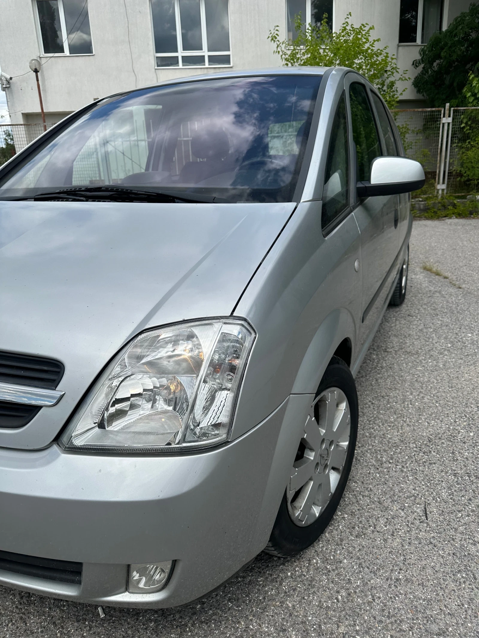 Opel Meriva 1.7DTI, климатик , снимка 10 - Автомобили и джипове - 55213297