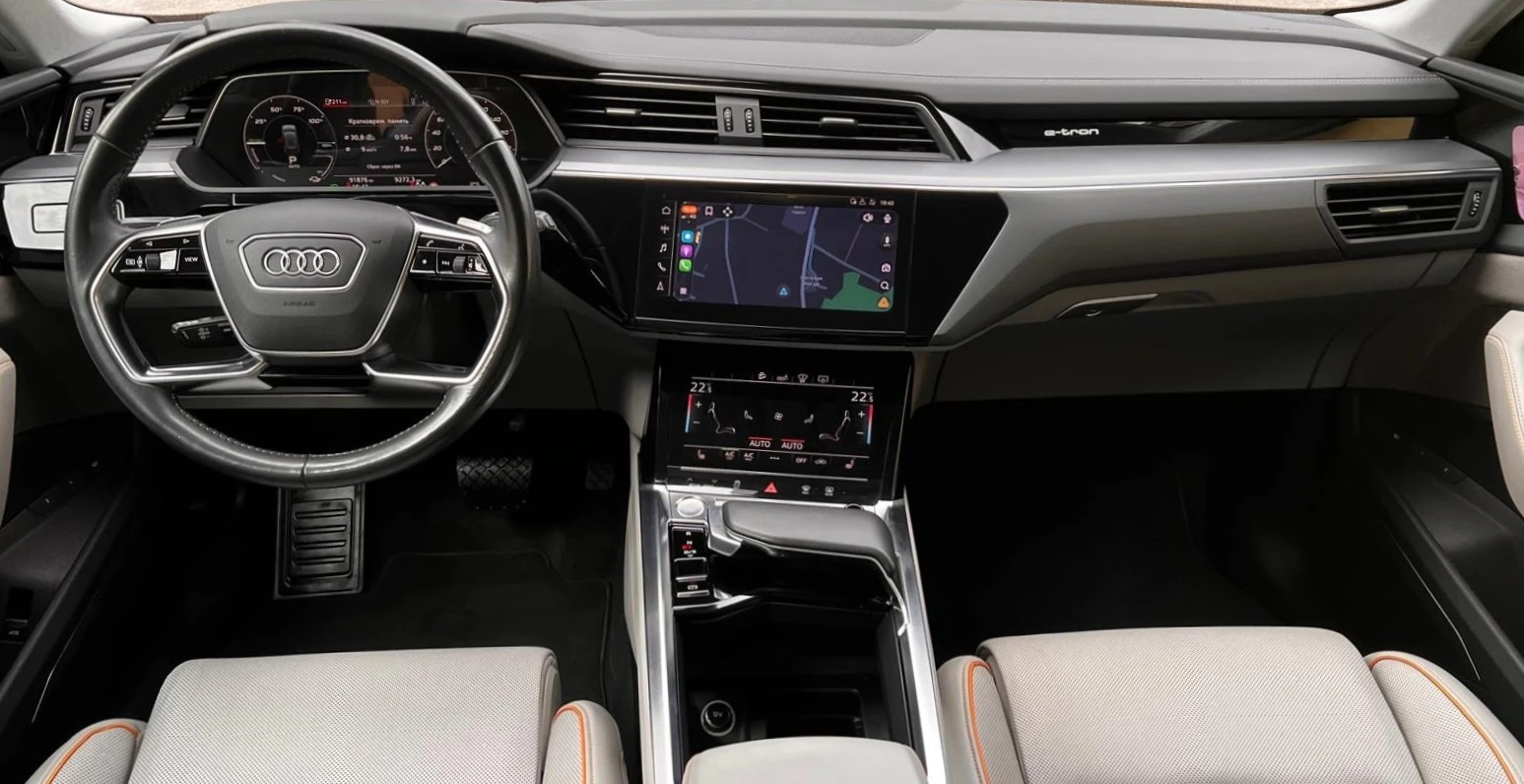 Audi E-Tron 55-95kWh B&O Панорама Head-up Carplay Cam360   , снимка 9 - Автомобили и джипове - 55306738