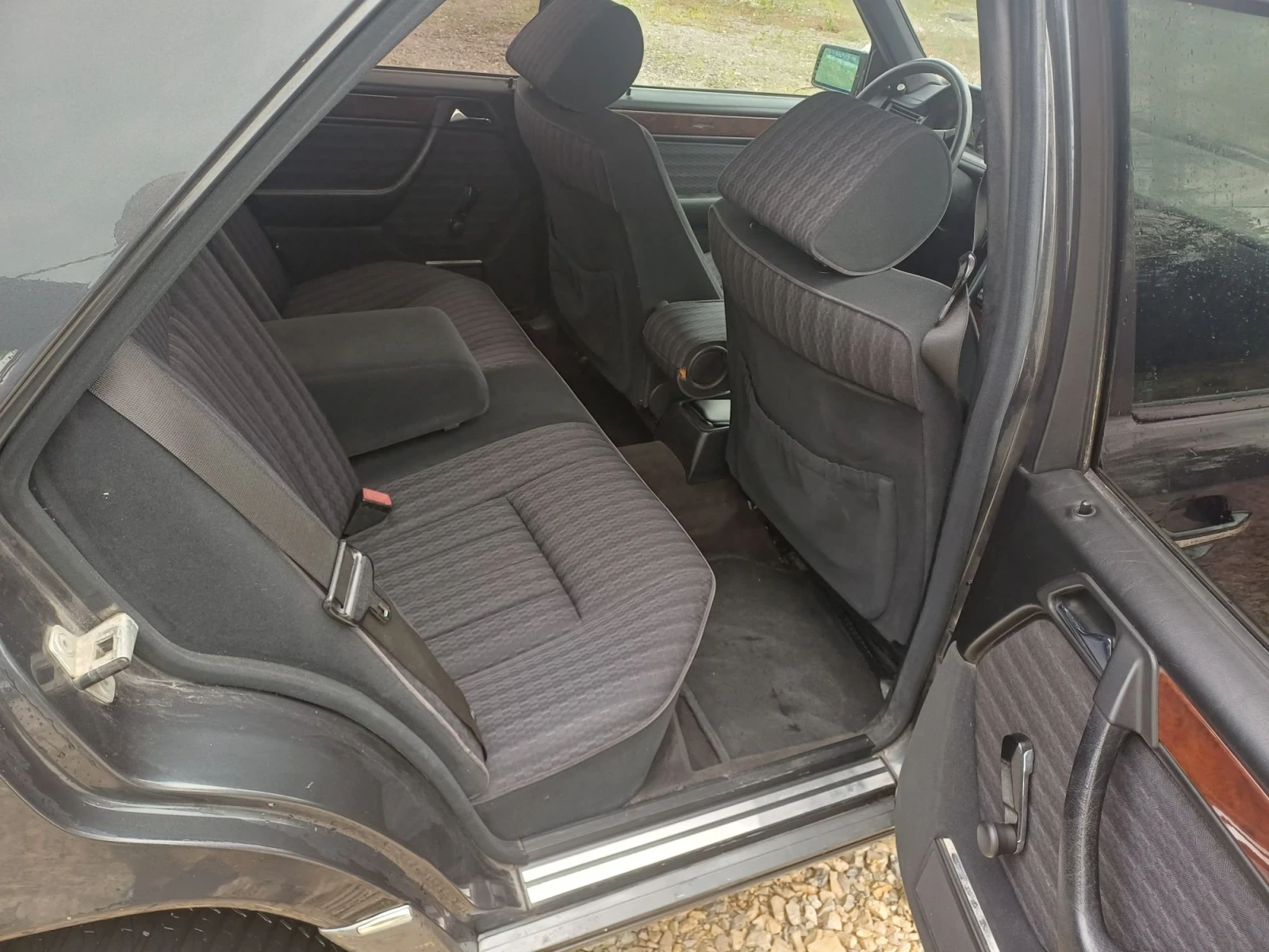 Mercedes-Benz 124 Перфектна клима, снимка 6 - Автомобили и джипове - 55659882