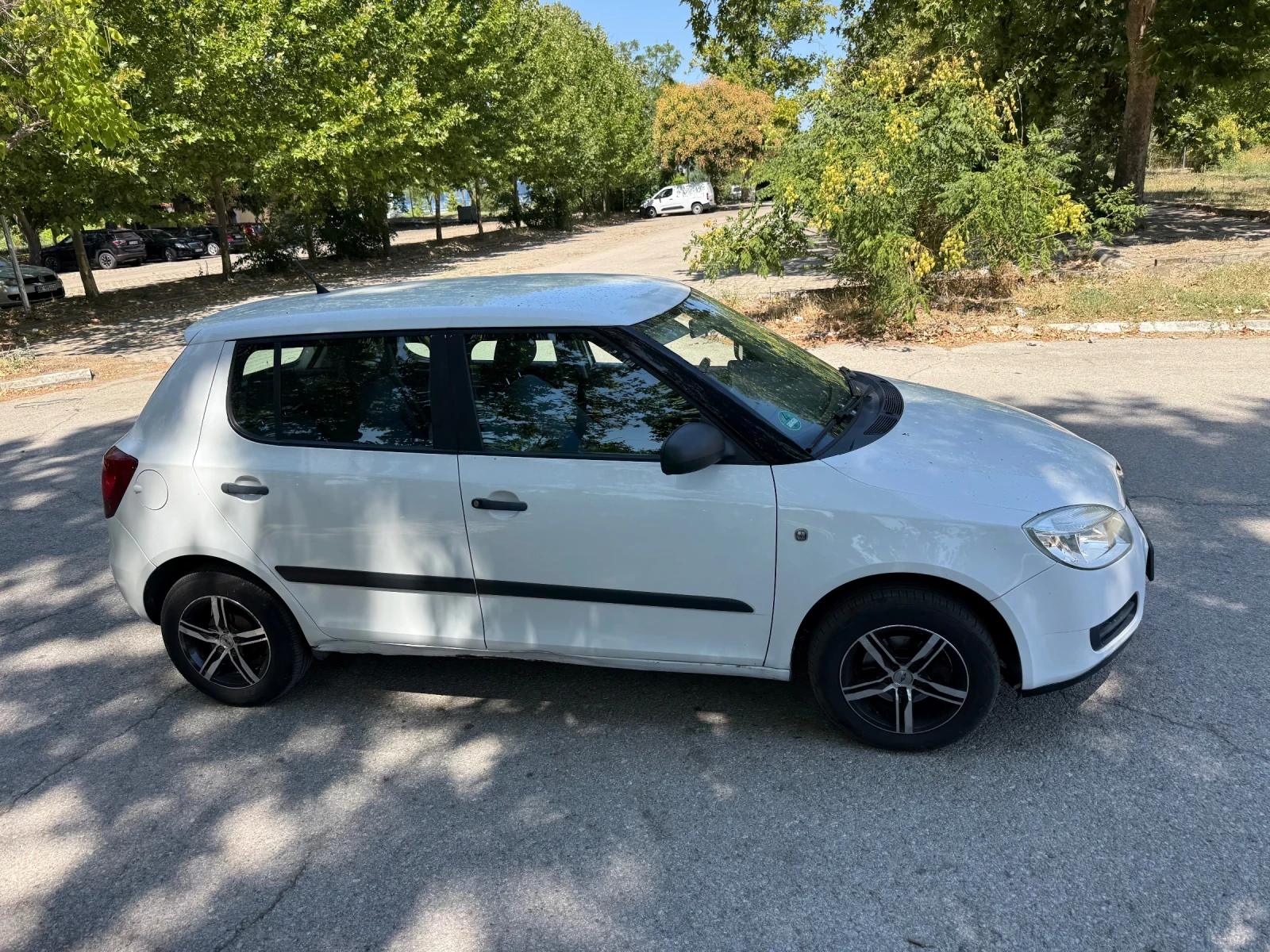 Skoda Fabia 1.4TDI, снимка 4 - Автомобили и джипове - 55663325