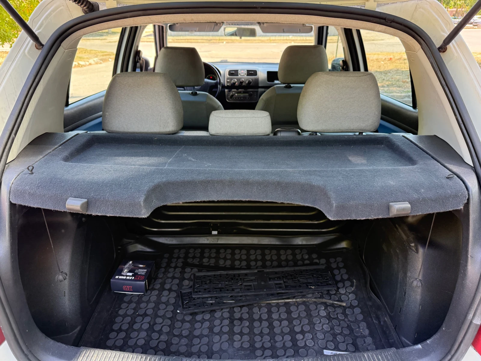 Skoda Fabia 1.4TDI, снимка 16 - Автомобили и джипове - 55663325