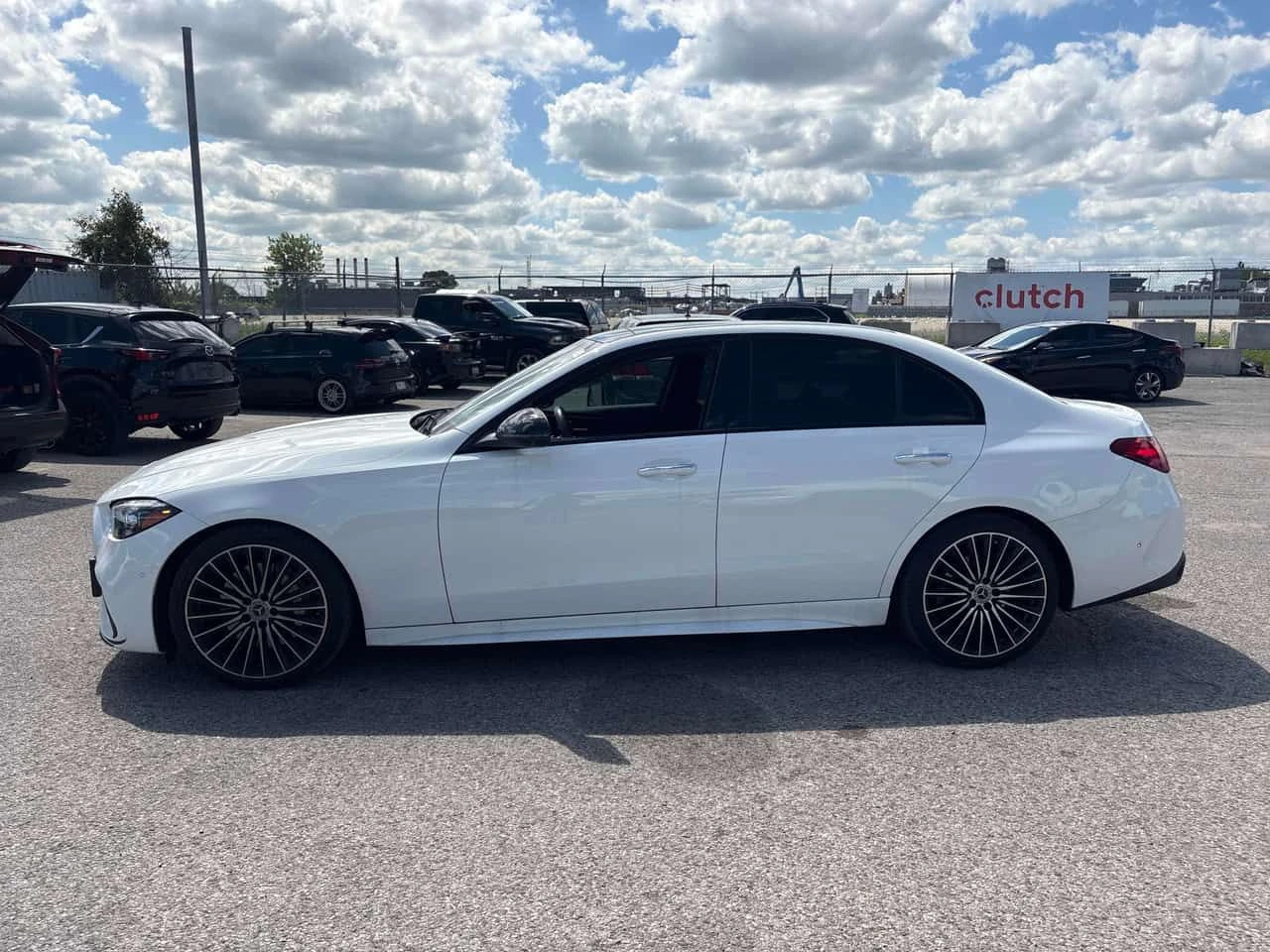 Mercedes-Benz C 300 * 4MATIC Sedan * АВТОКРЕДИТ* , снимка 2 - Автомобили и джипове - 55713424