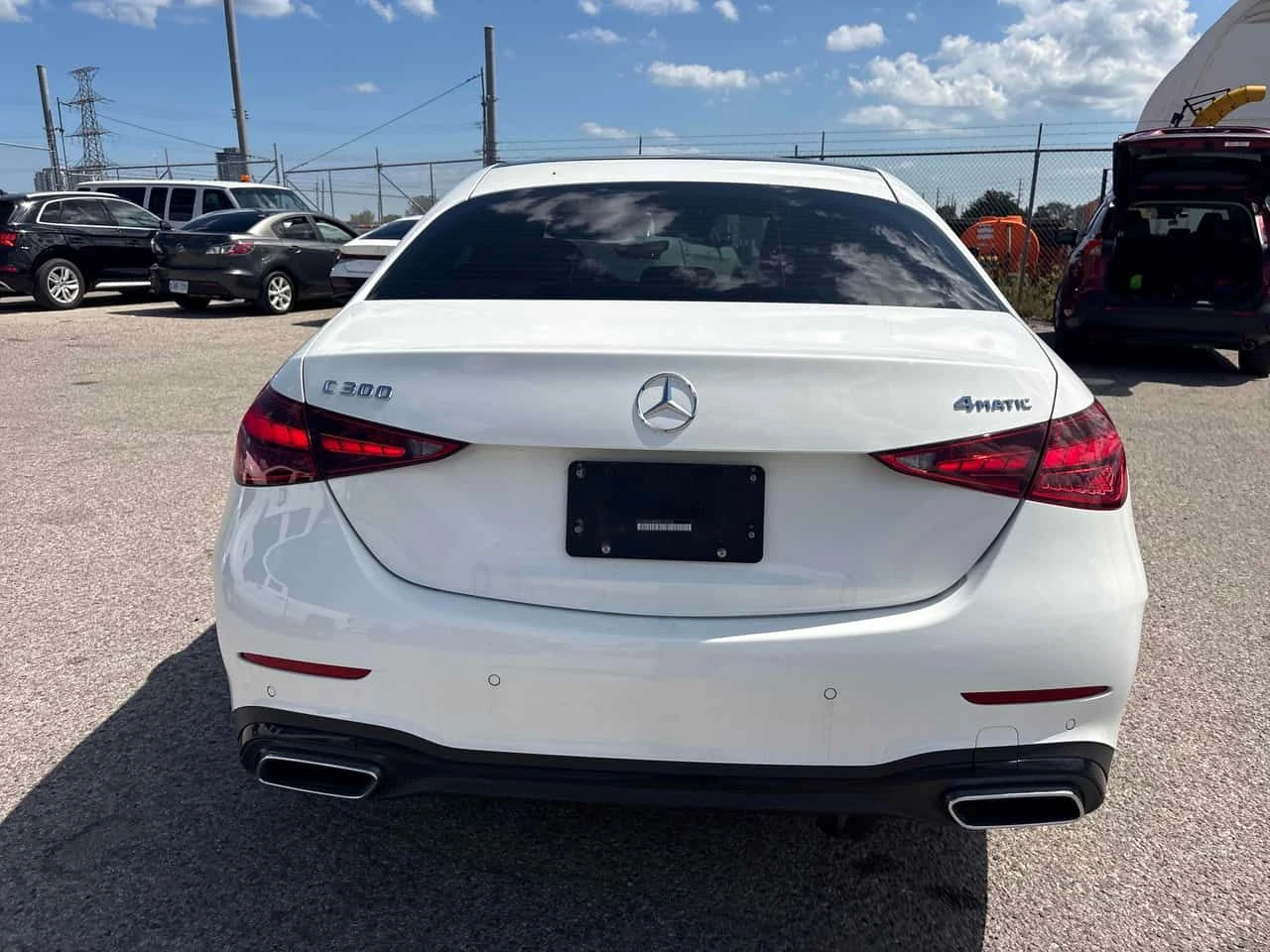 Mercedes-Benz C 300 * 4MATIC Sedan * АВТОКРЕДИТ* , снимка 4 - Автомобили и джипове - 55713424