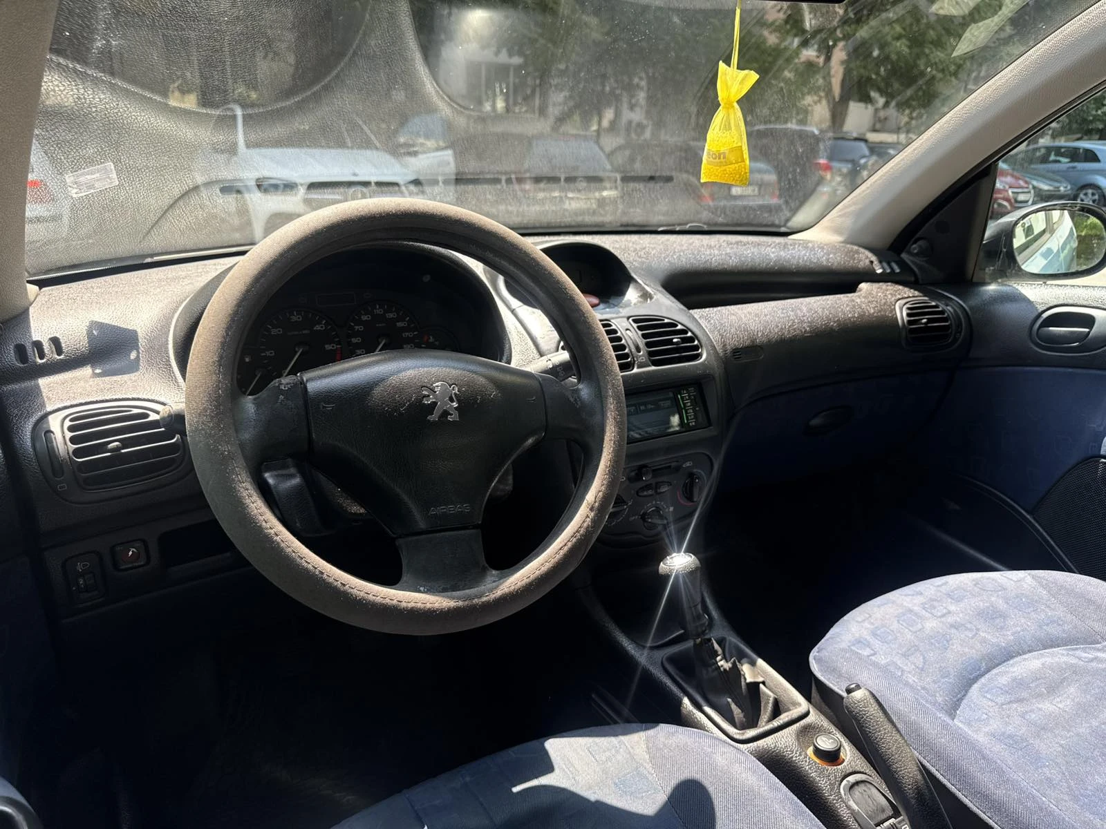 Peugeot 206 1.4HDI/Климатик/, снимка 8 - Автомобили и джипове - 55768848