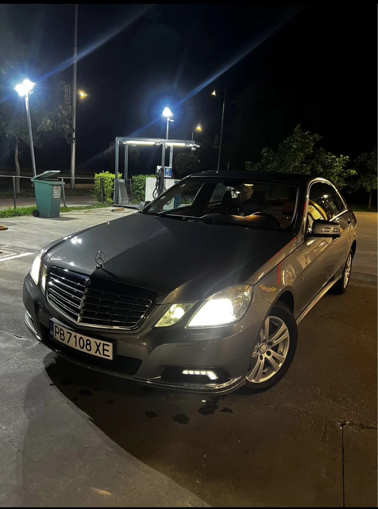 Mercedes-Benz E 350, снимка 3 - Автомобили и джипове - 55780877