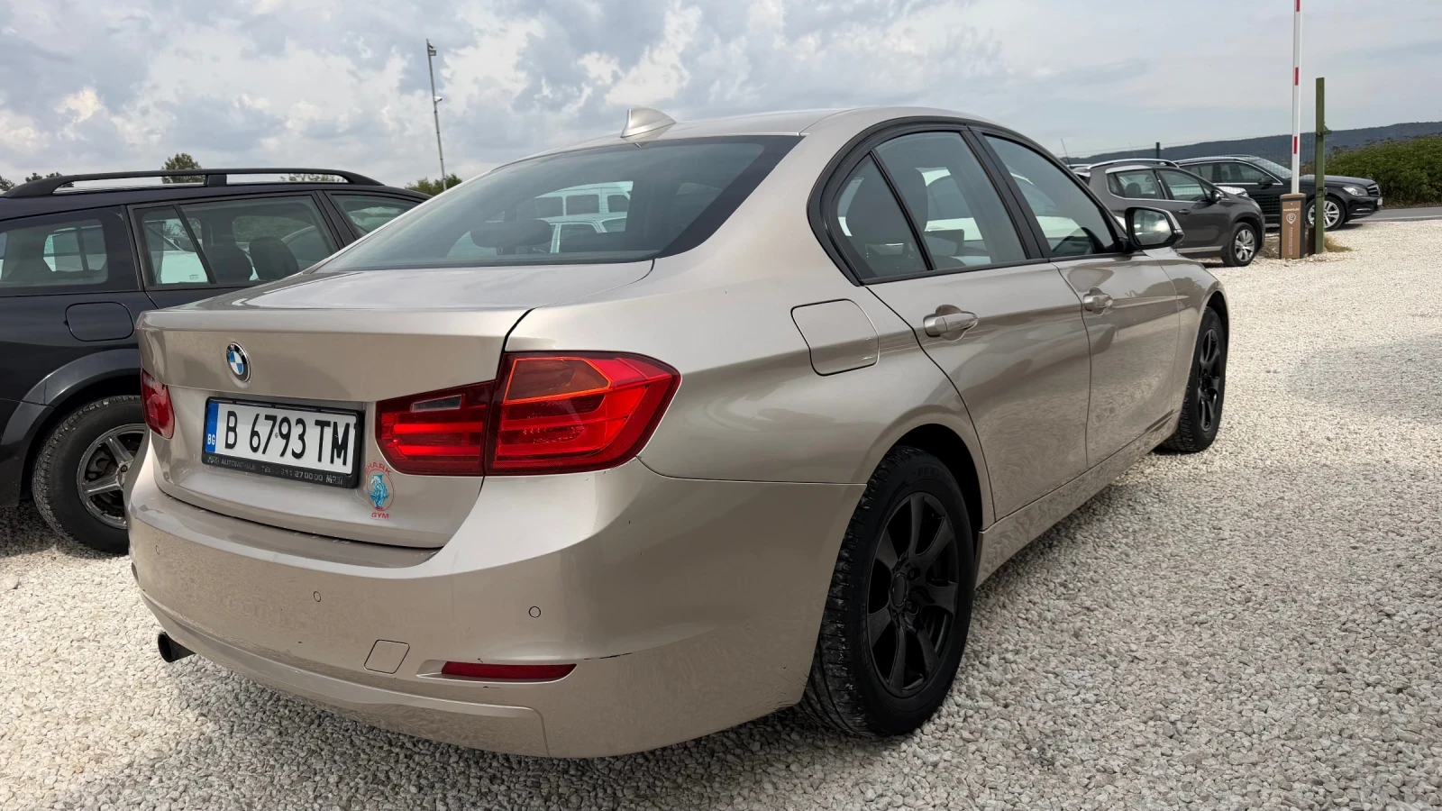 BMW 320 d АВТОМАТИК БАРТЕР ЛИЗИНГ ТОП, снимка 4 - Автомобили и джипове - 55959519
