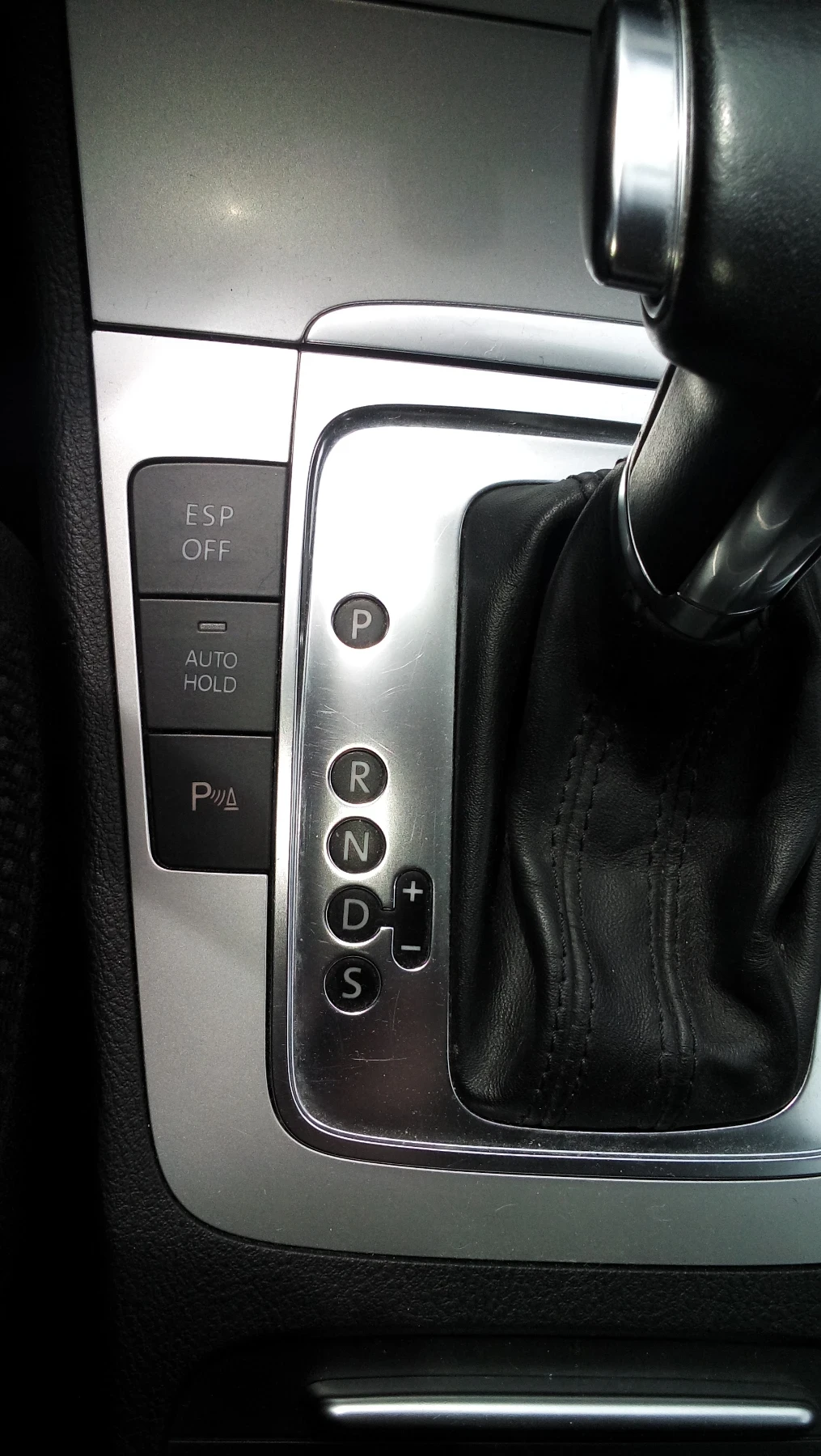 VW Passat, снимка 14 - Автомобили и джипове - 55968749