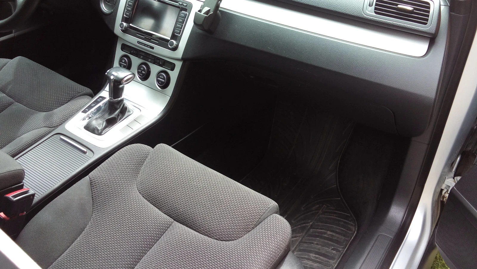 VW Passat, снимка 7 - Автомобили и джипове - 55968749