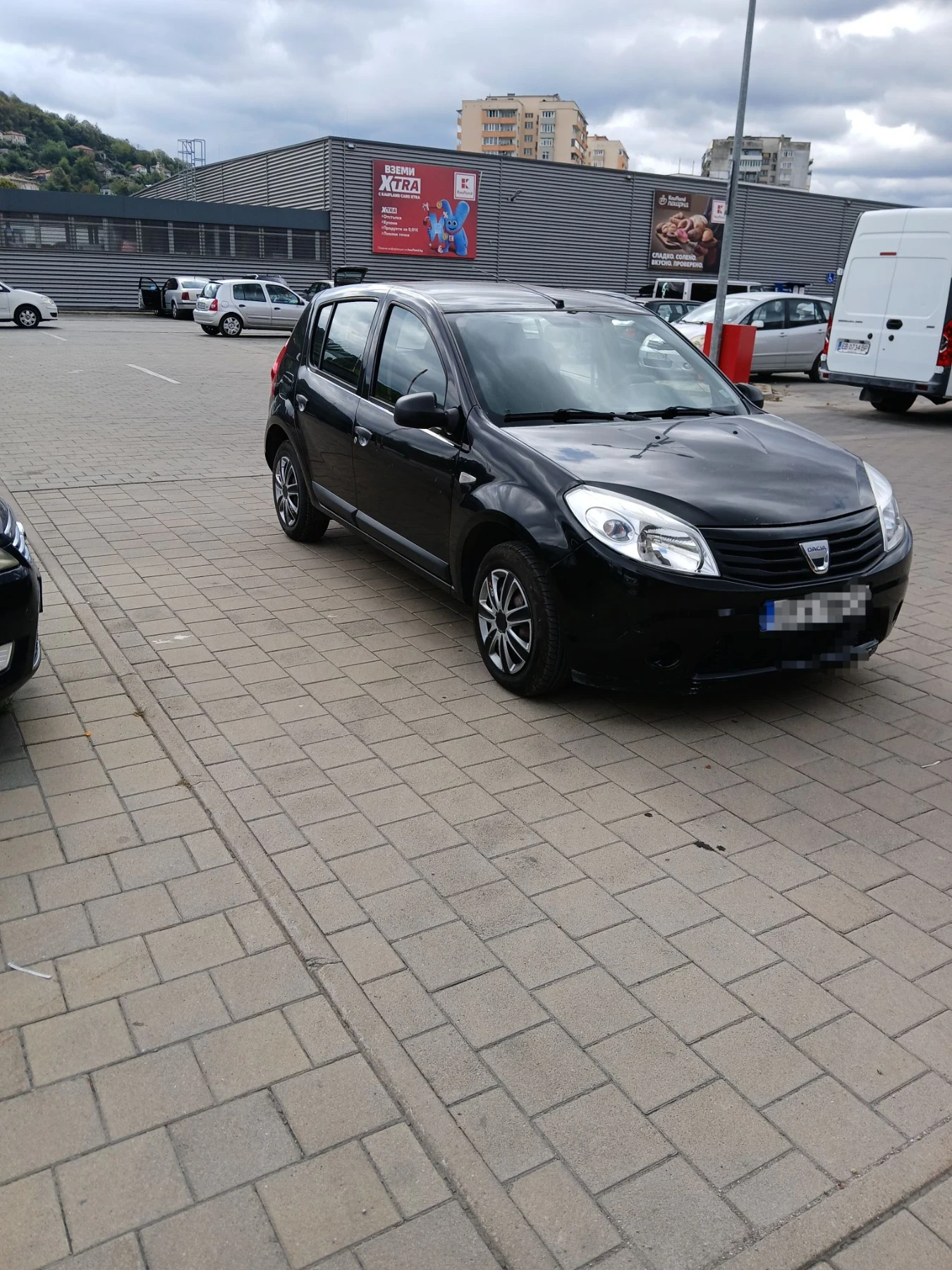 Dacia Sandero 1.2....75к.с, снимка 2 - Автомобили и джипове - 56196043