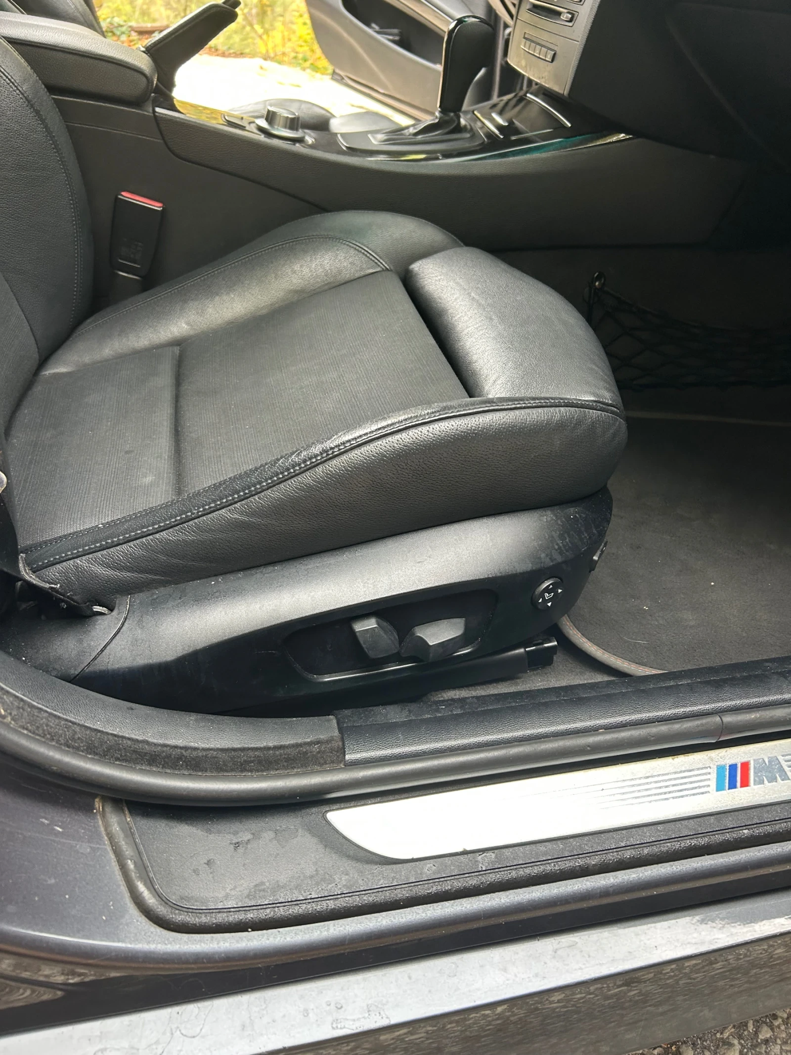 BMW 330, снимка 11 - Автомобили и джипове - 56532301