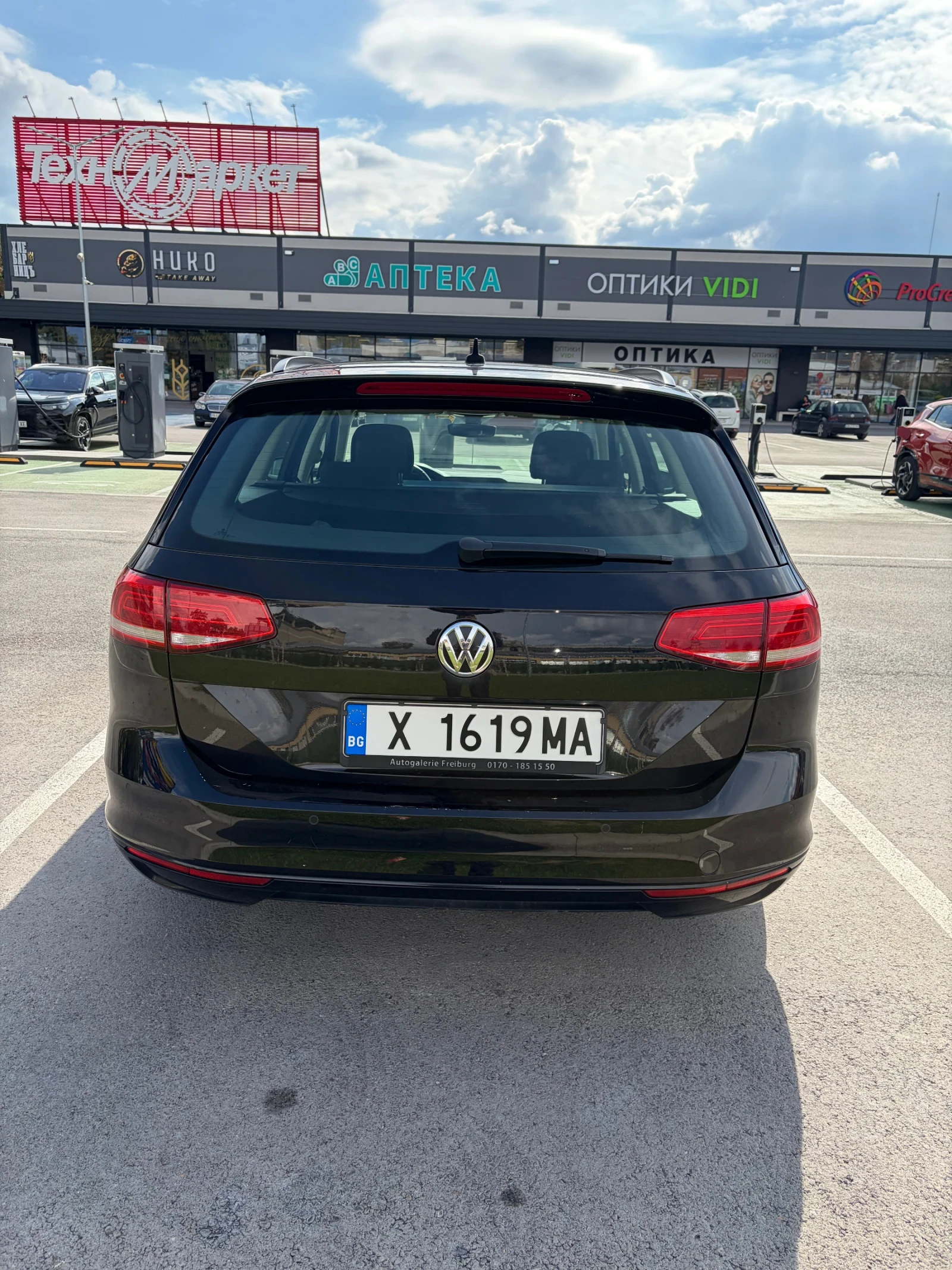 VW Passat 2.0 TDI, снимка 4 - Автомобили и джипове - 56643130