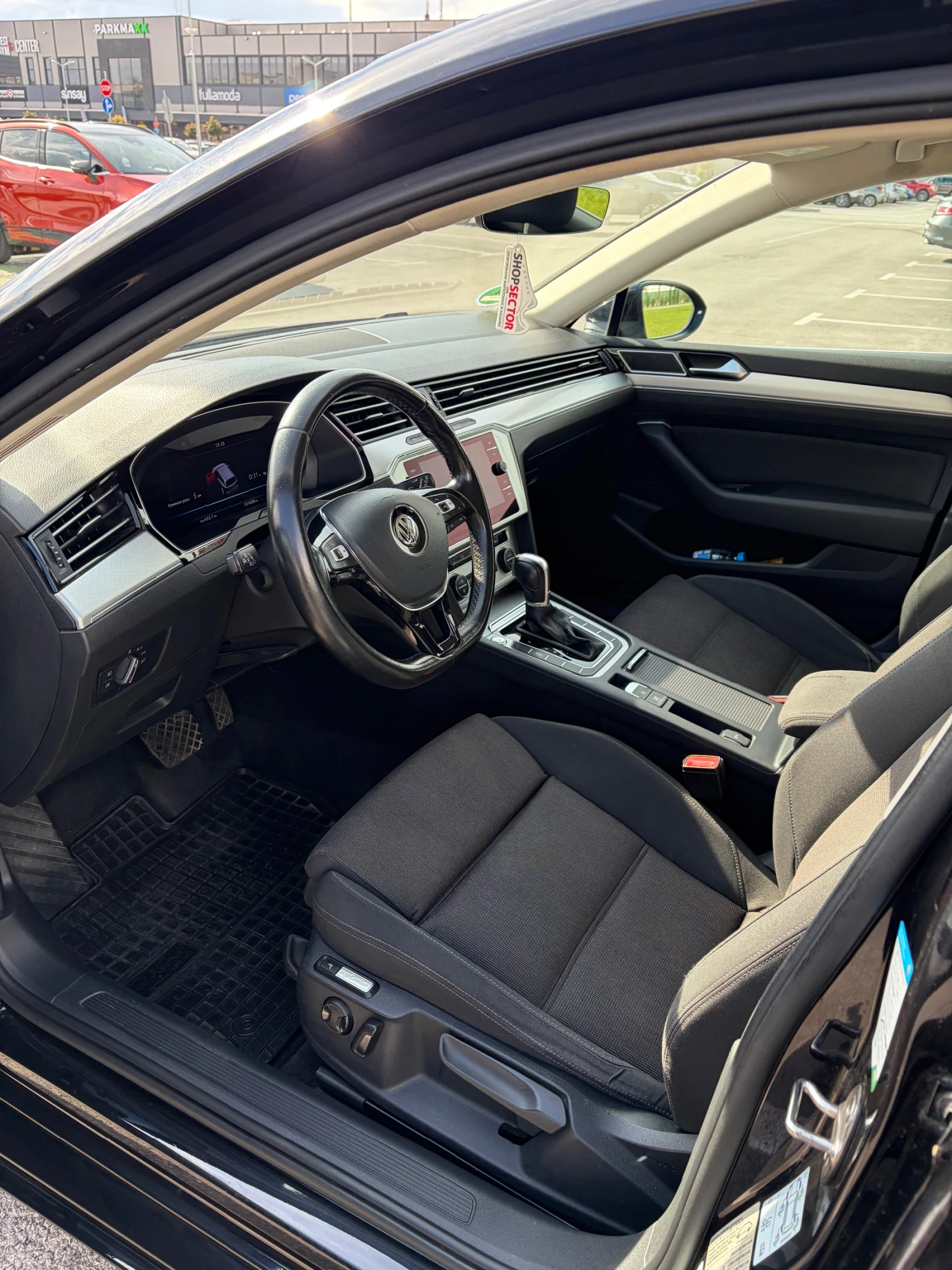 VW Passat 2.0 TDI, снимка 8 - Автомобили и джипове - 56643130