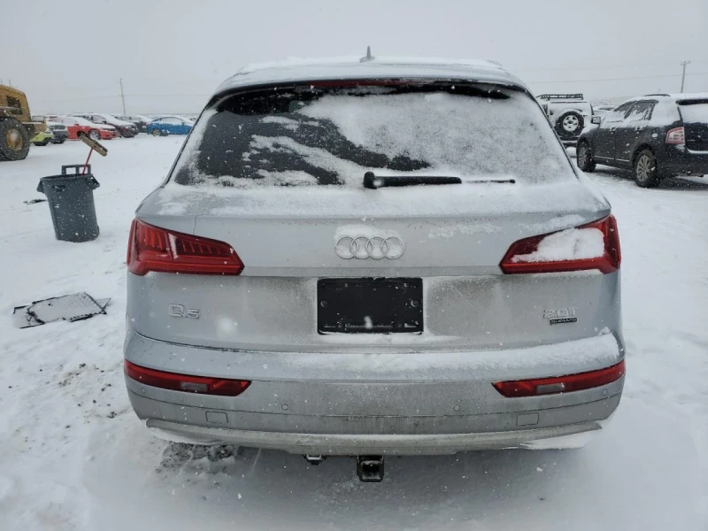 Audi Q5, снимка 5 - Автомобили и джипове - 49384173