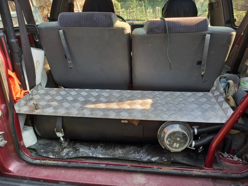 Daihatsu Feroza, снимка 10 - Автомобили и джипове - 53061747