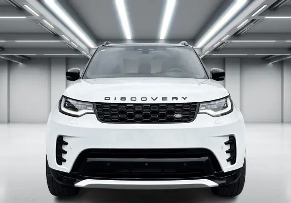 Land Rover Discovery D250 = Dynamic SE = Black Pack Гаранция