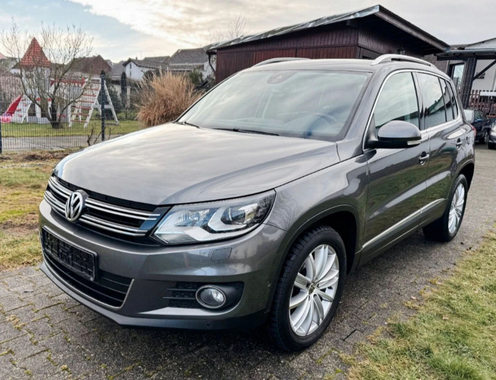 VW Tiguan 2.0TDI DSG FULL MAX  4-MOTION LED ПАНОРАМА КАМЕРА , снимка 1