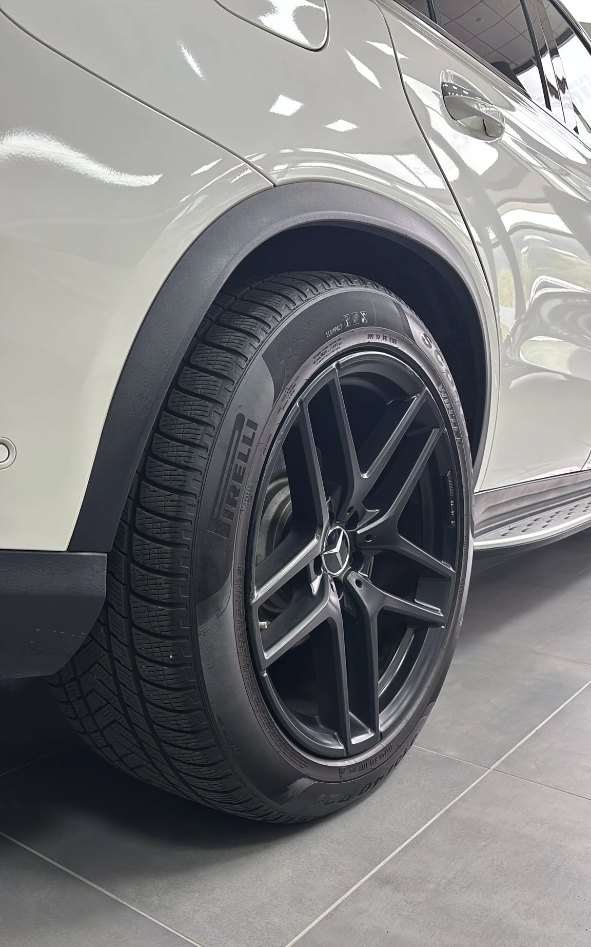 Mercedes-Benz GLE 350d Coupe AMG Line 4MAtic - изображение 3