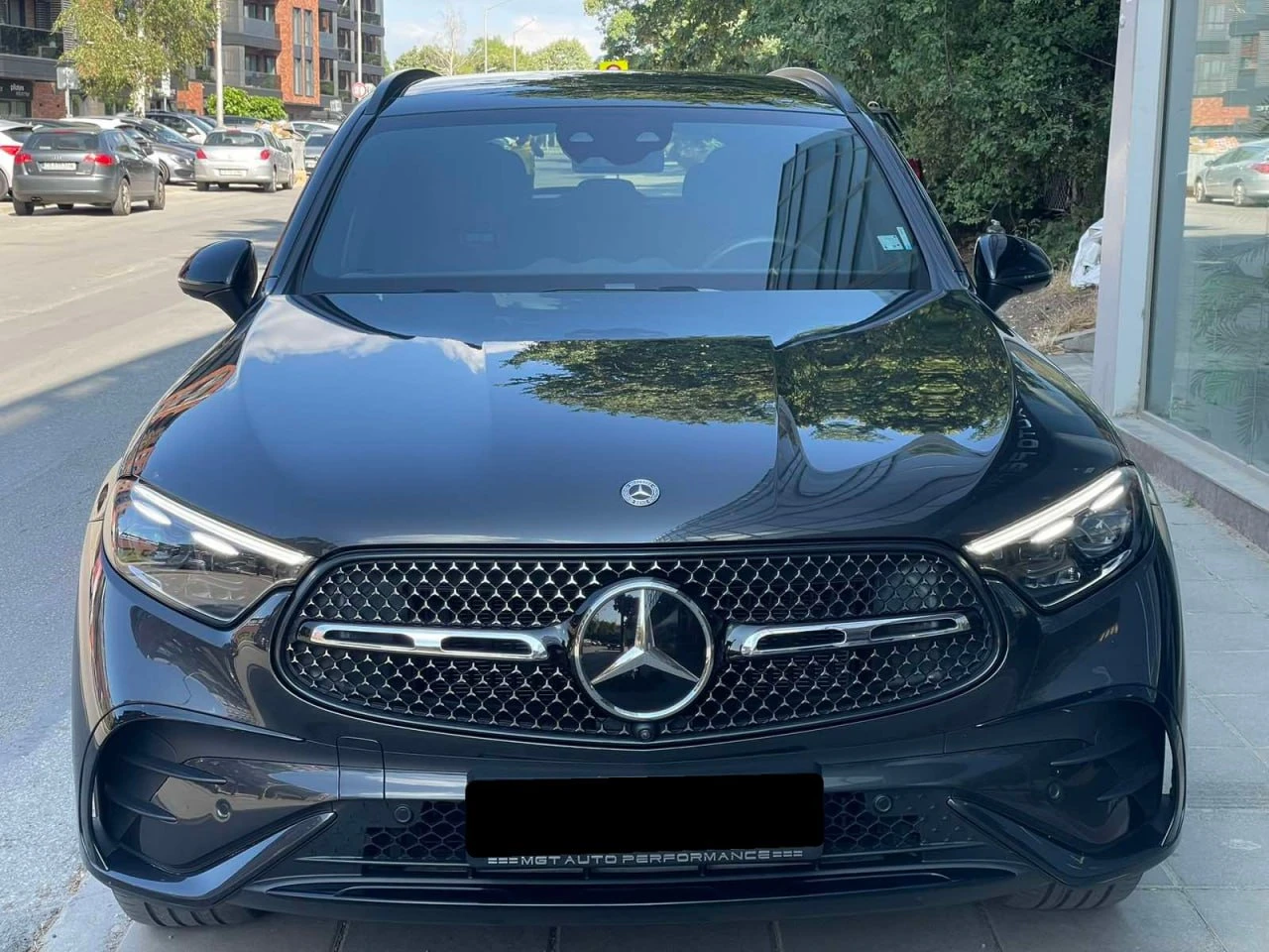 Mercedes-Benz GLC 300 d* 4Matic* AMG* LED* DISTR* MEMORY* CAM* KEYLESS* , снимка 14 - Автомобили и джипове - 53974769