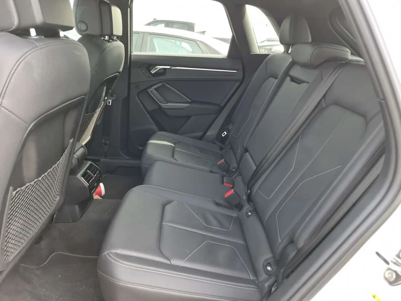 Audi Q3 PROGRESSIV/CARFAX/ПАНОРАМА/ПОДГРЕВИ, снимка 10 - Автомобили и джипове - 54084659