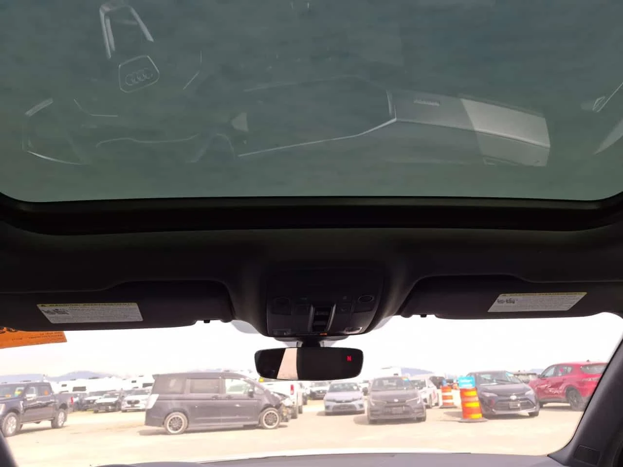 Audi Q3 PROGRESSIV/CARFAX/ПАНОРАМА/ПОДГРЕВИ, снимка 11 - Автомобили и джипове - 54084659